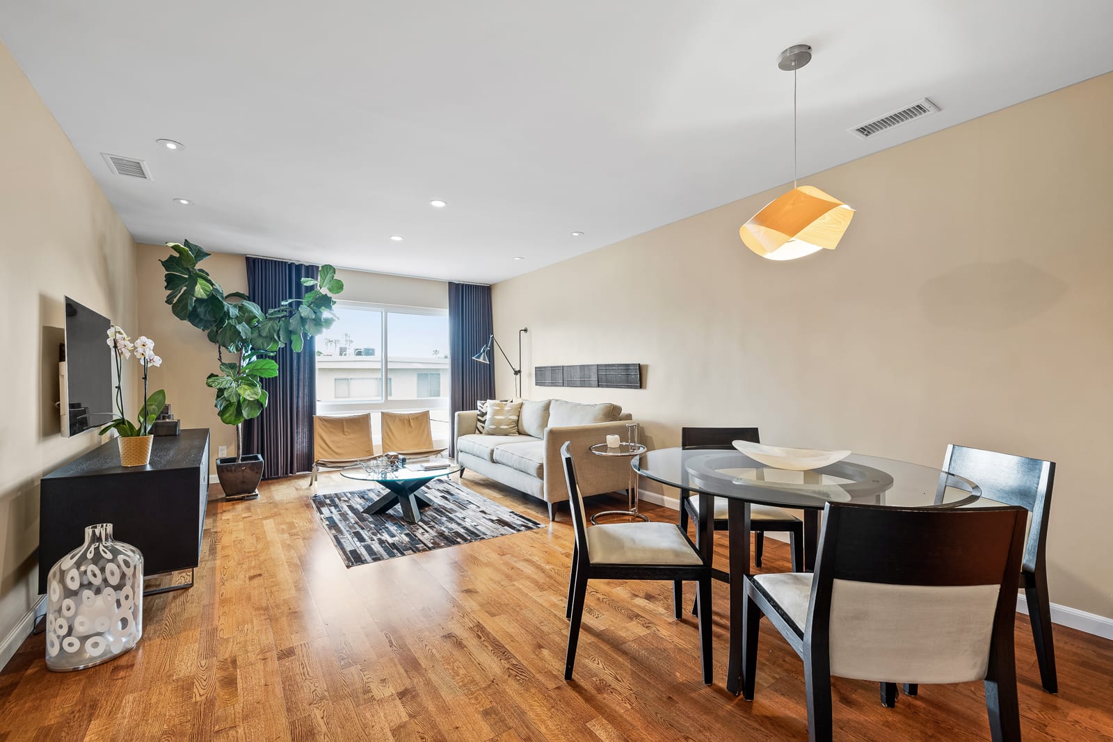 1222 N Olive #304