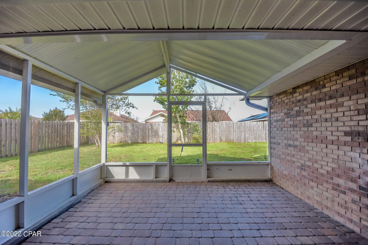 2405 Maple Court