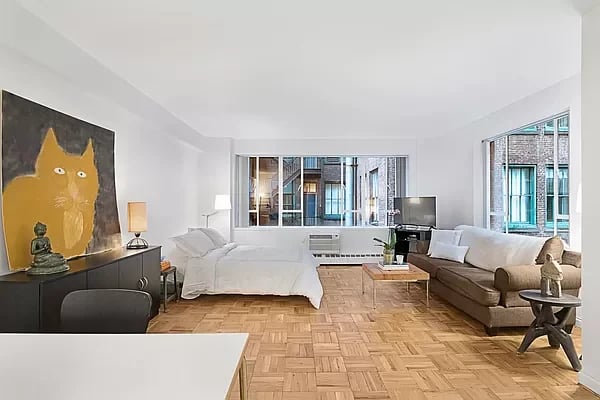 15 West 12th Street Unit: 6G