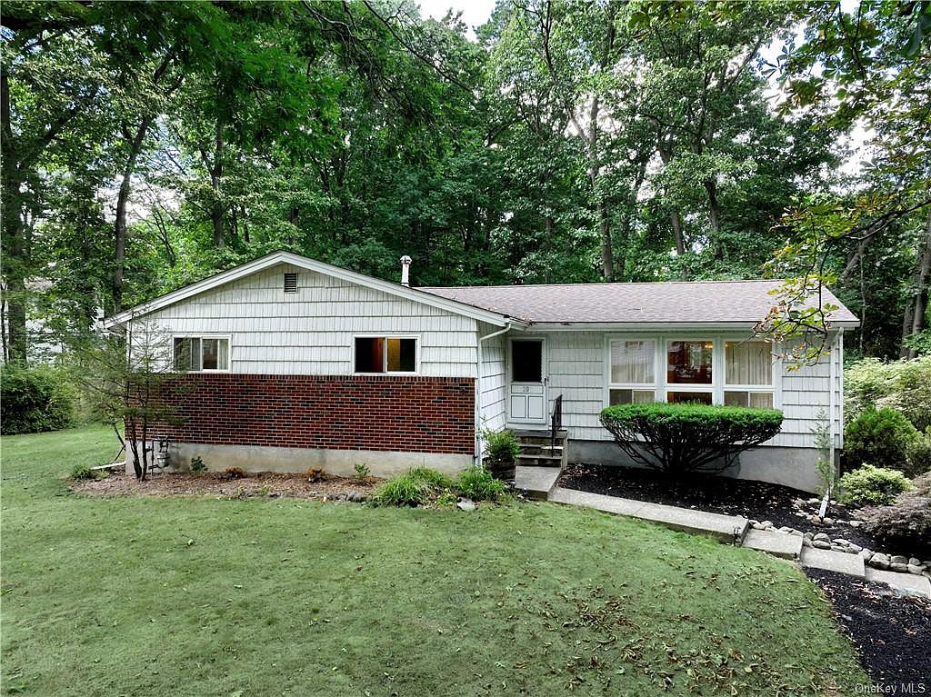 20 Fleetwood Ave