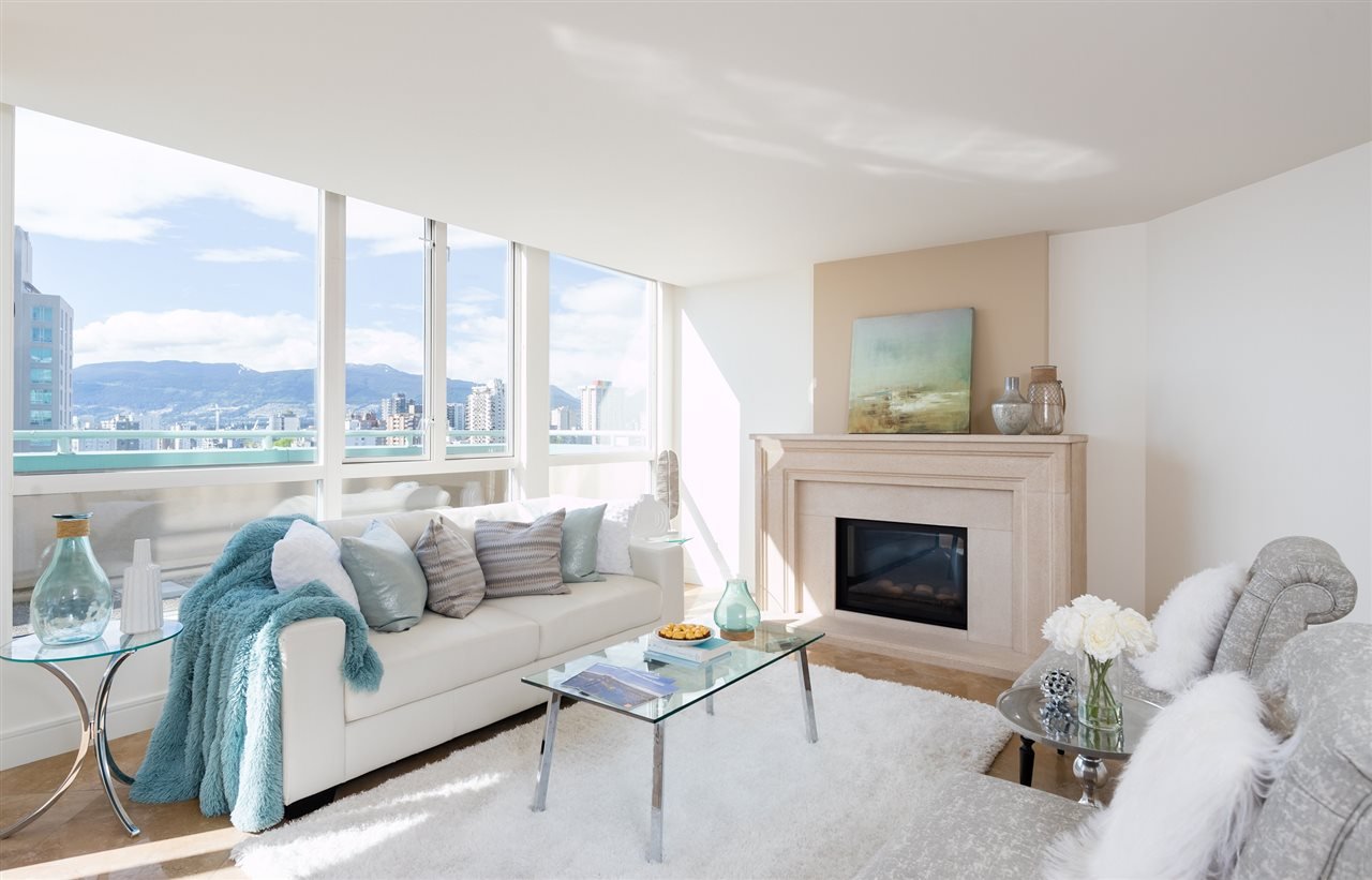 PH1-907 Beach Ave