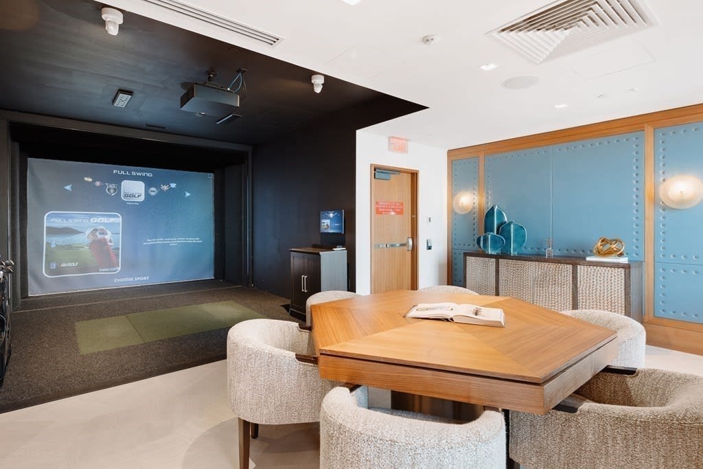 150 Seaport Boulevard #17B