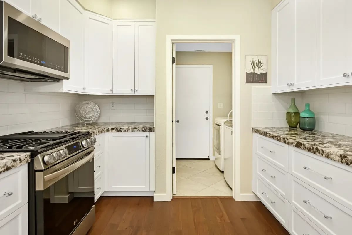 309 Sutton Circle