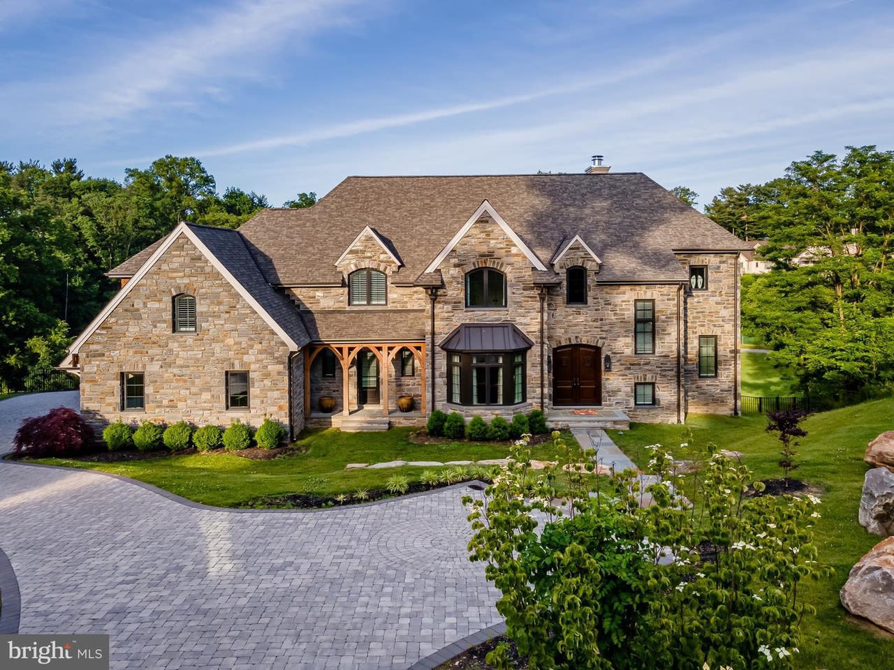 1309 Summer Hill Ln