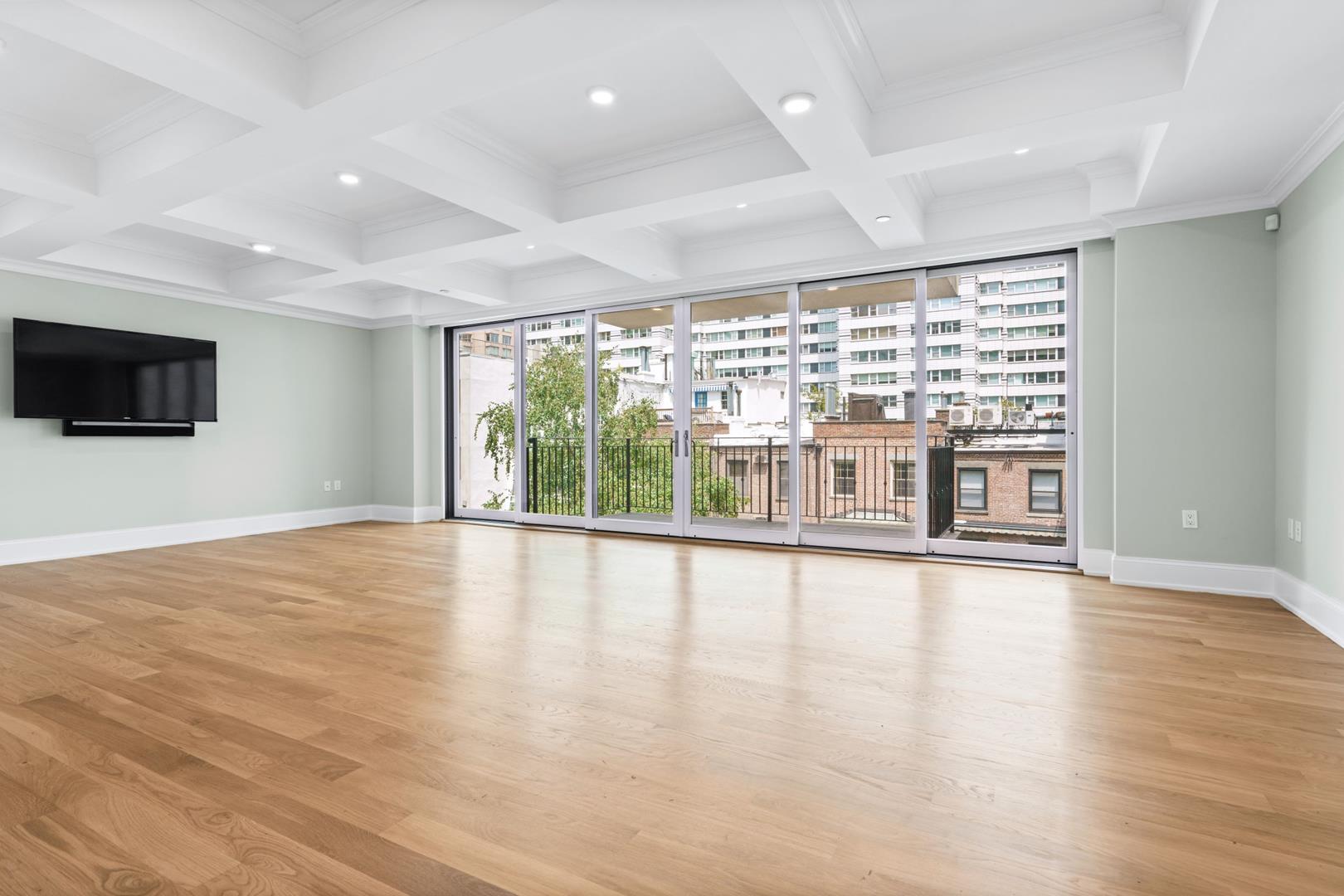 227 East 67th Street, Apt 4