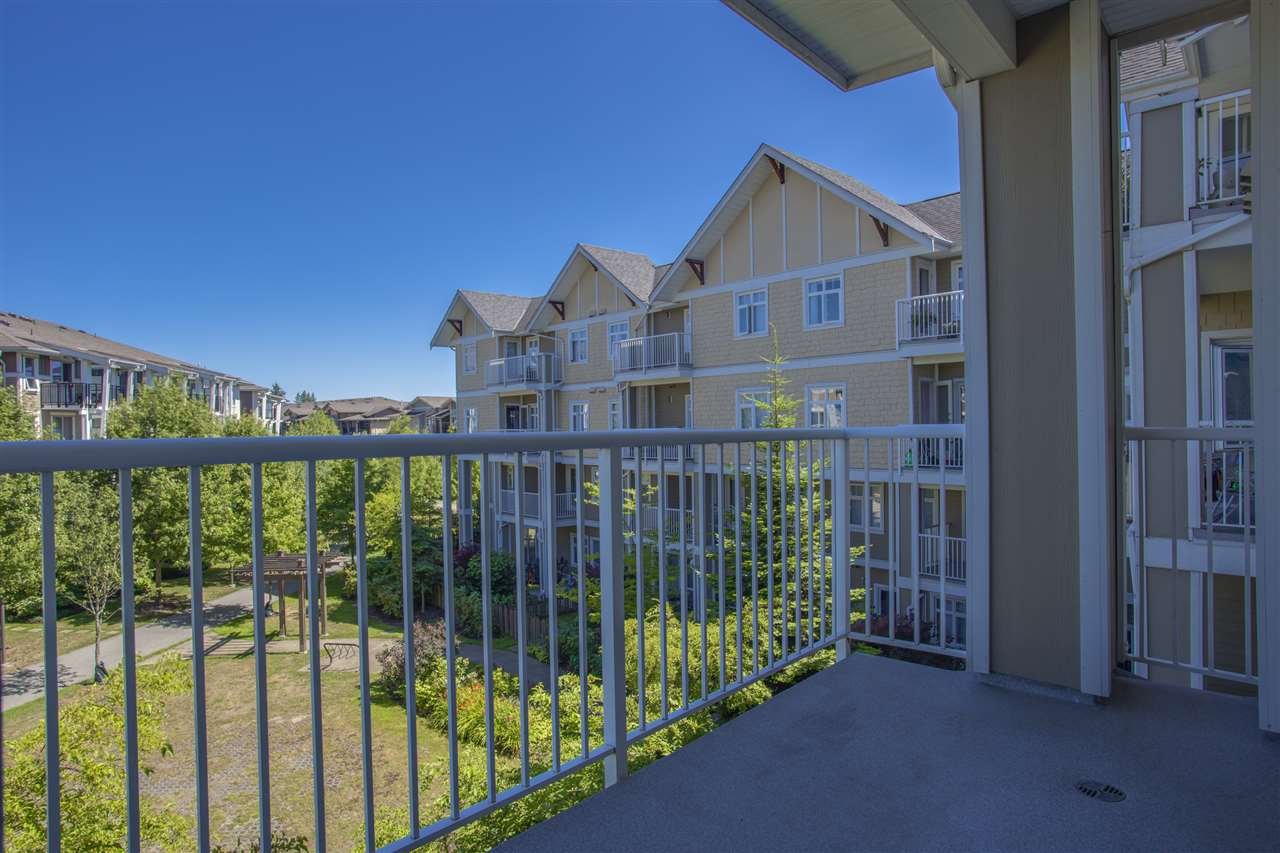 98-7388 Macpherson Ave