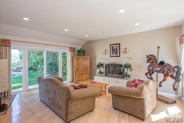 1561 Shadowglen Court