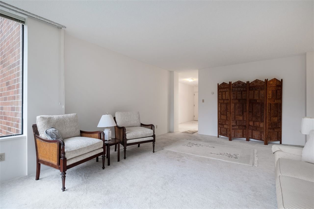 202-2101 Mcmullen Ave