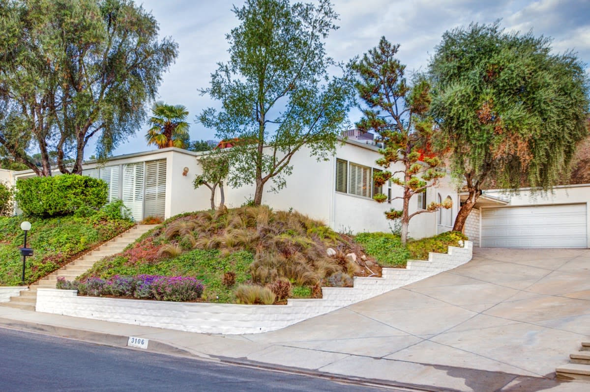3106 Dona Emilia Dr Studio City, CA