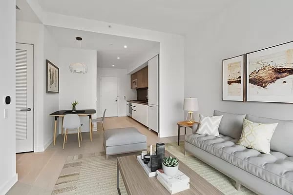 11 Hoyt Street Unit: 22K