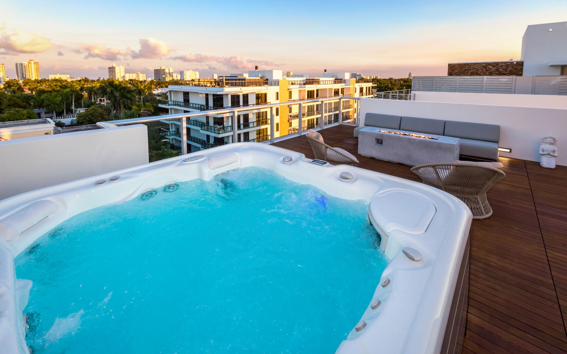 31 Isle Of Venice Dr Unit: 301