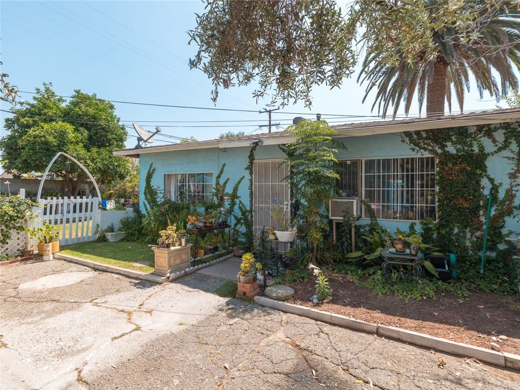 3717 W 116th Street