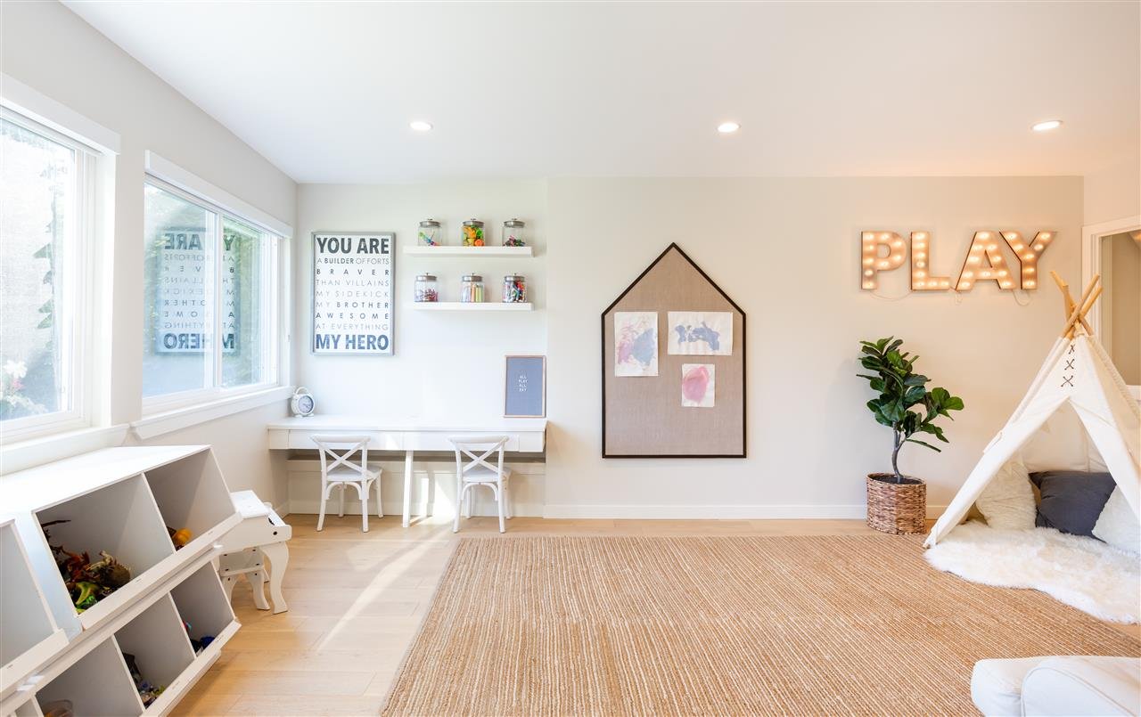 4445 Stone Ct