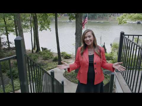 LUXURY ON THE WATER - 1060 Anchor Bay Court at The Landing Reynolds Lake Oconee