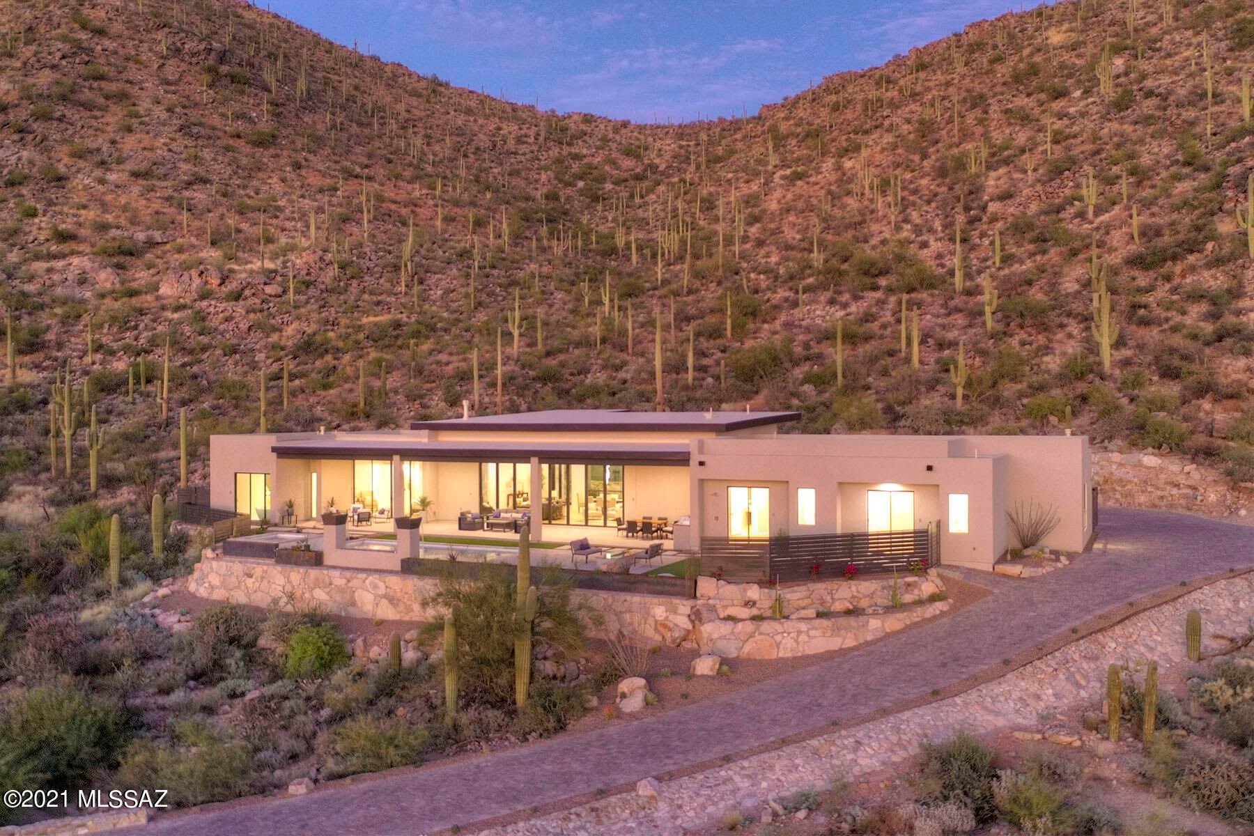 The Gallery At Dove Mountain