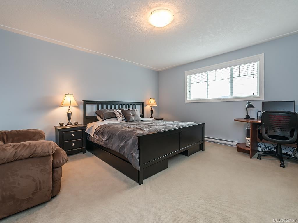 950 Walfred Rd, Langford