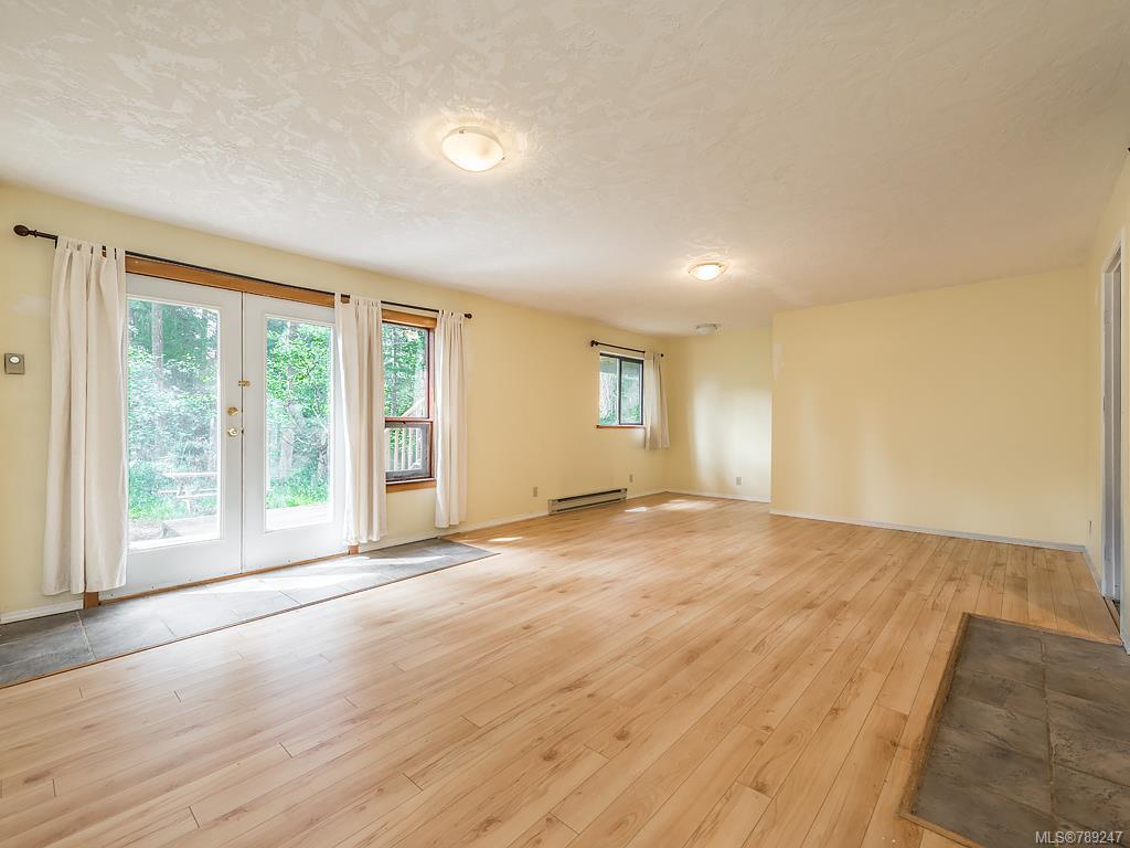 546 Caleb Pike Rd