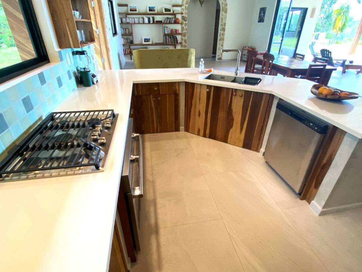 Captivating Modern 3 bedroom Oasis in Ojochal - Your Dream Home Awaits!
