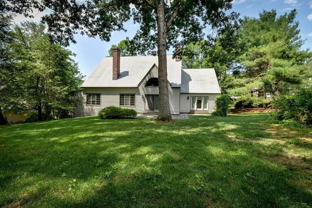 27 Phillips Pond Rd