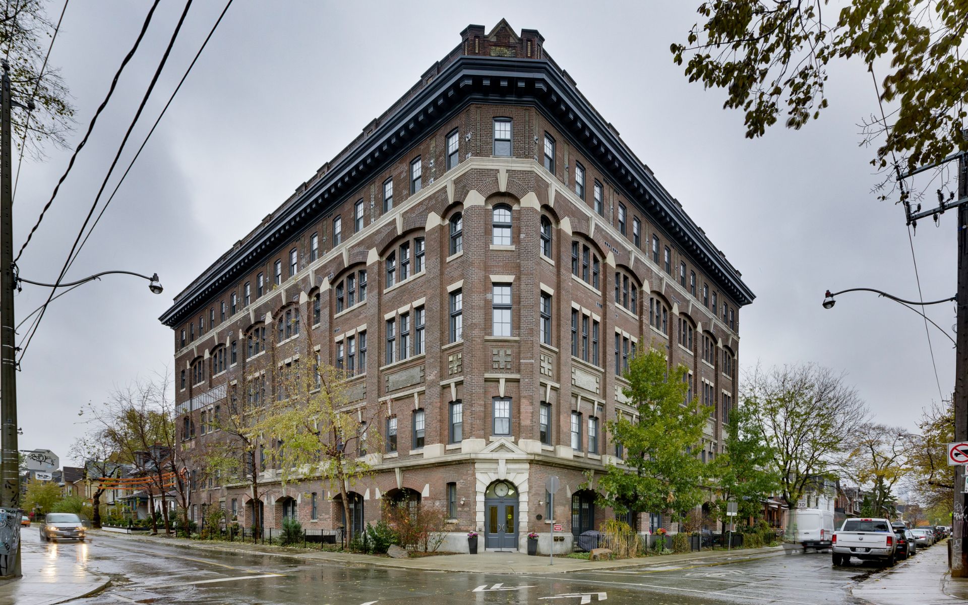 Argyle Lofts 