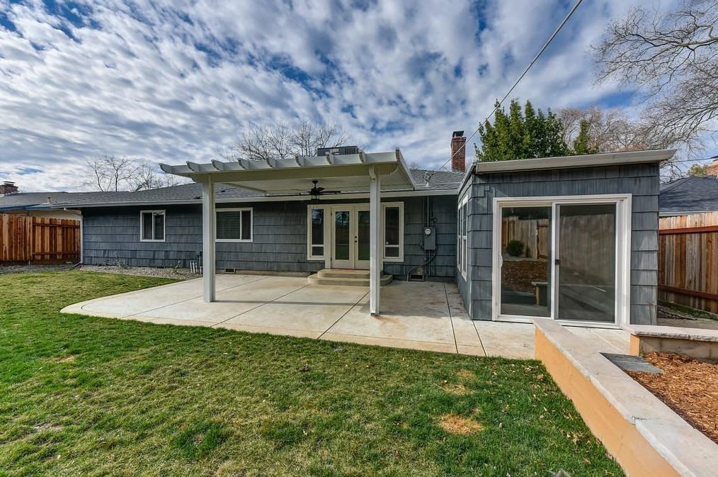 4840 Crestview Drive