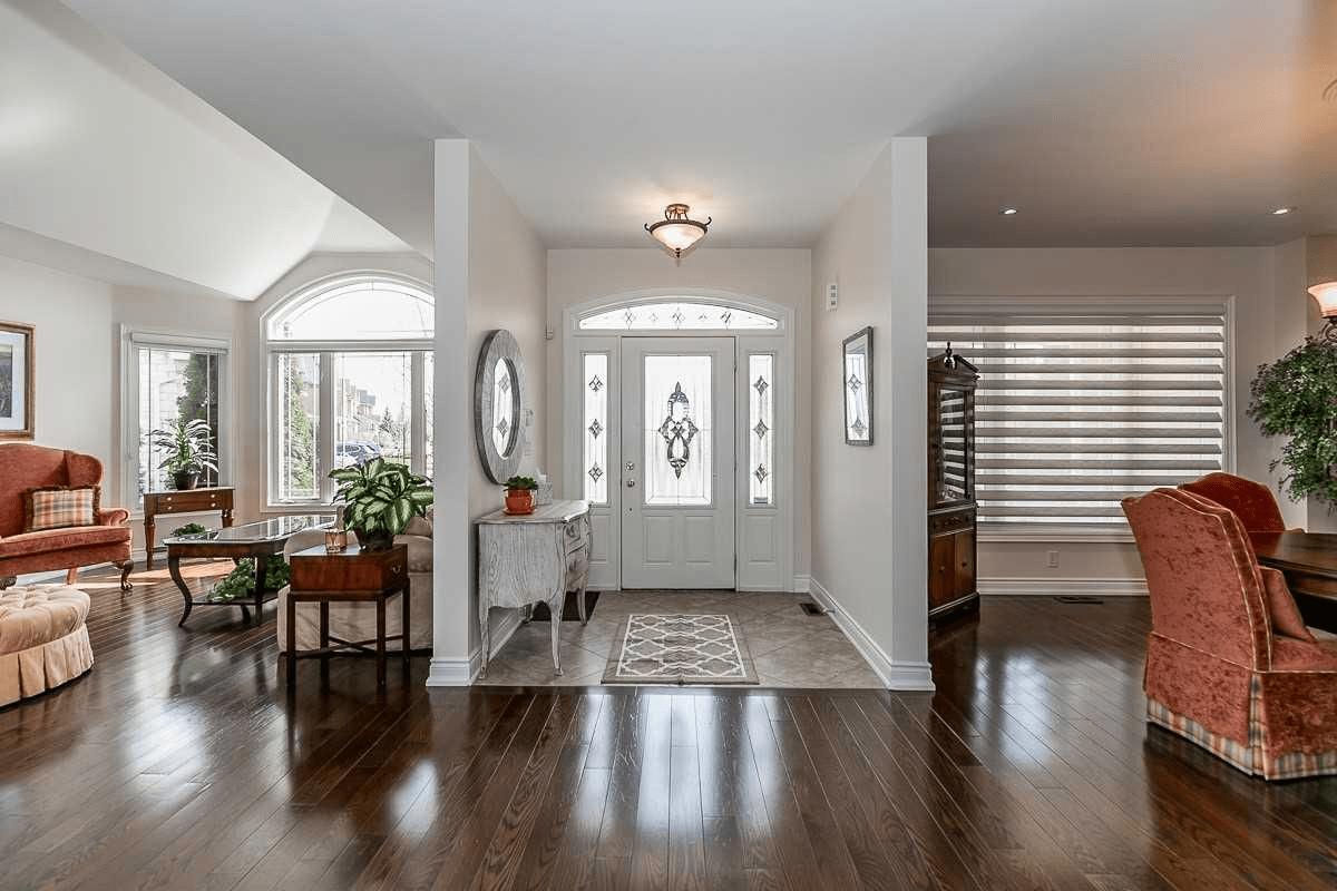 159 Ivy Jay Cres N