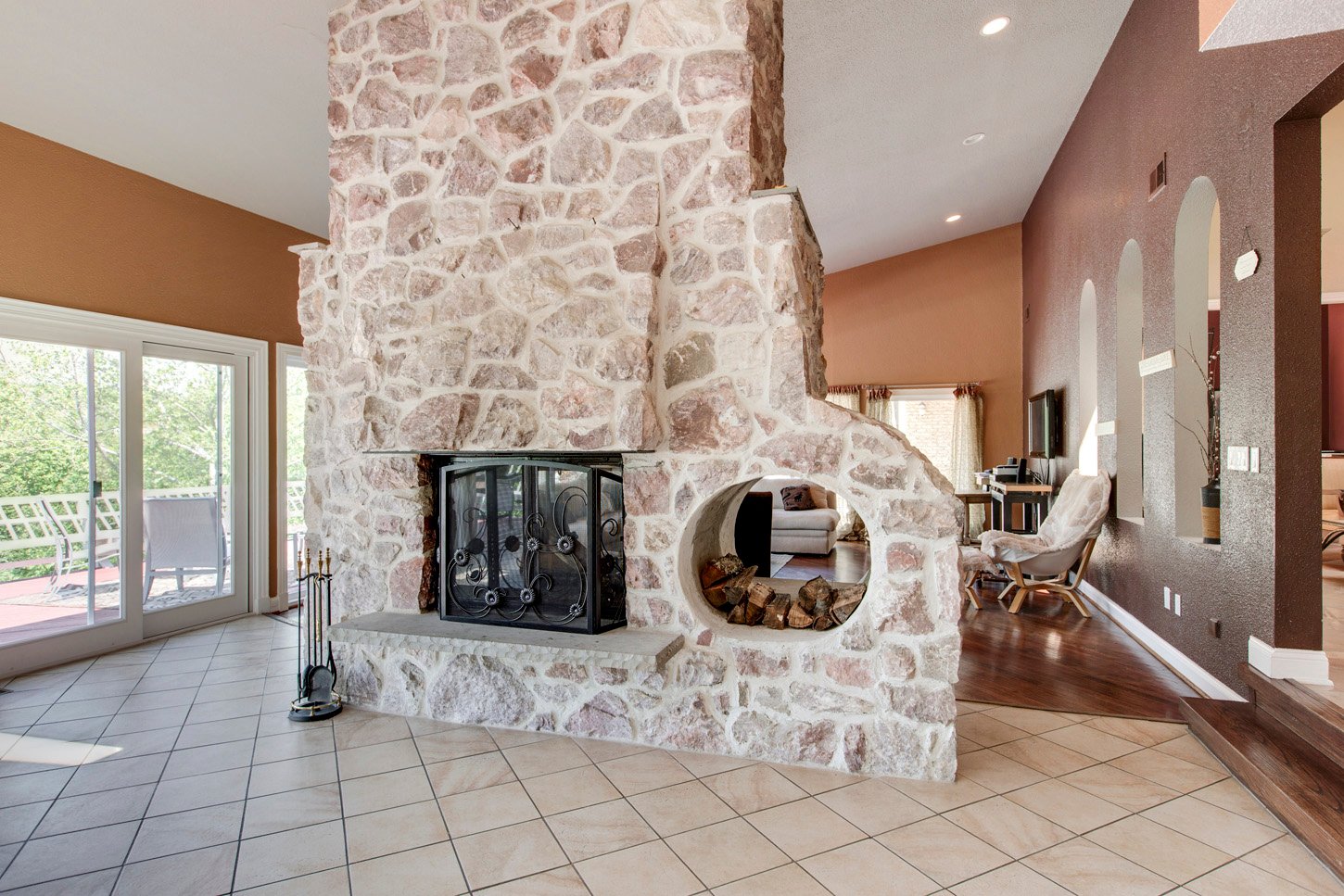 1 Piney Meetinghouse Ct