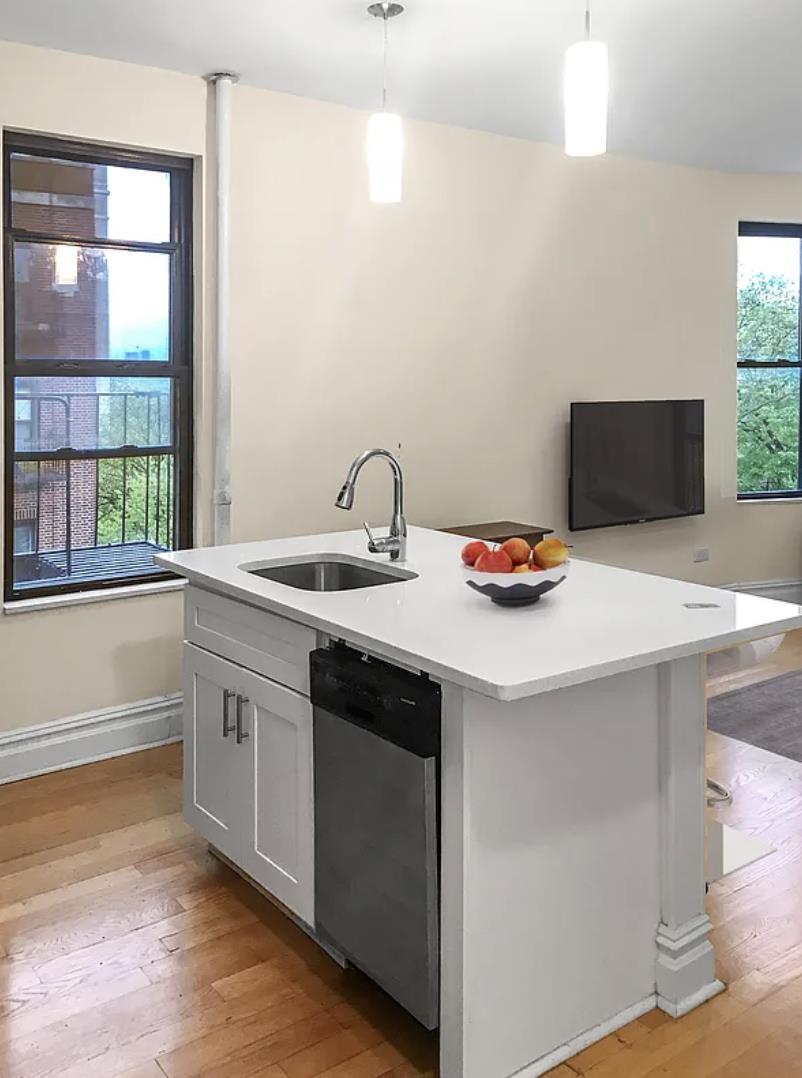 660 Riverside Drive, Apt 4-G