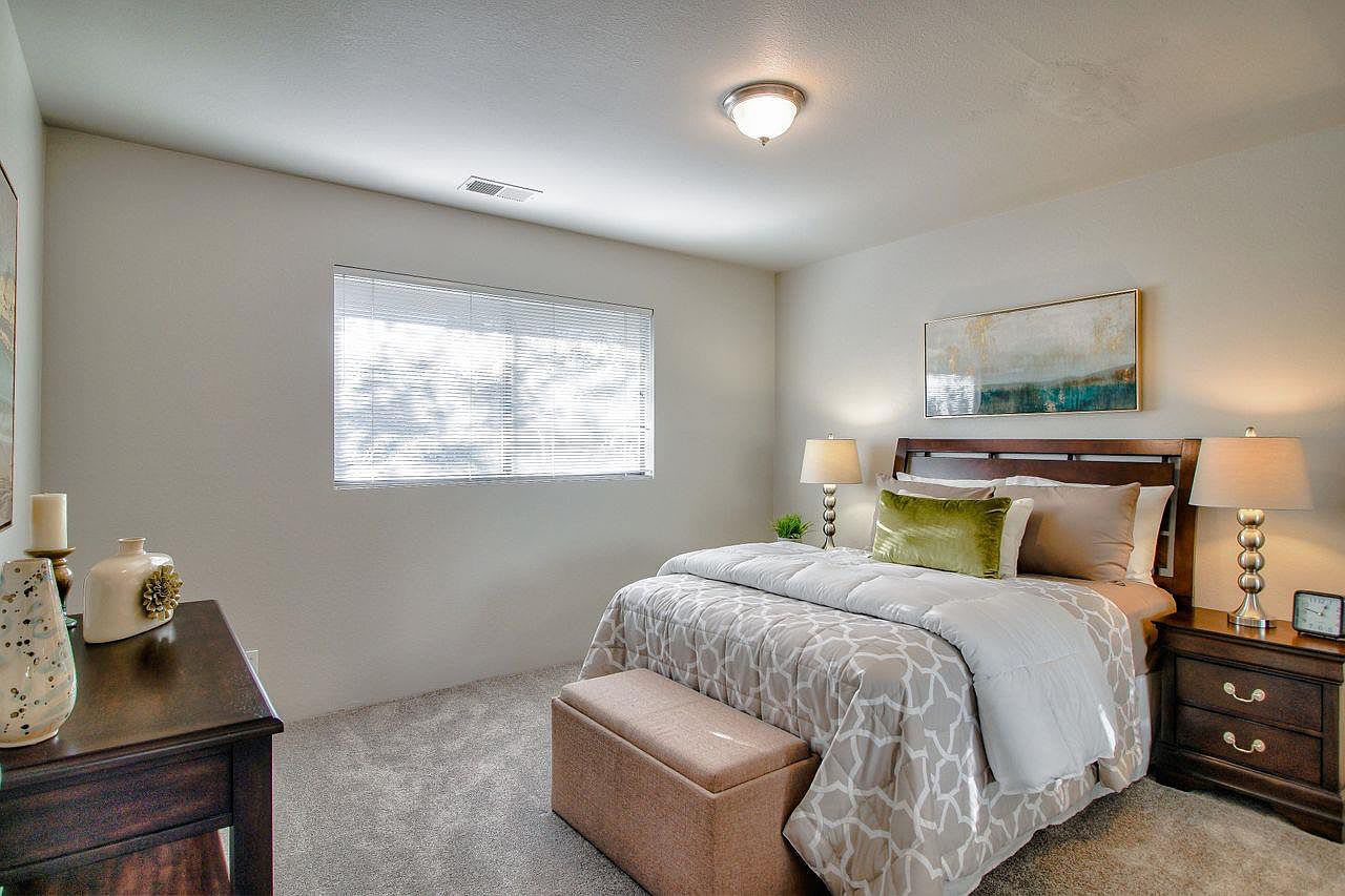 22 Deer Forest Dr