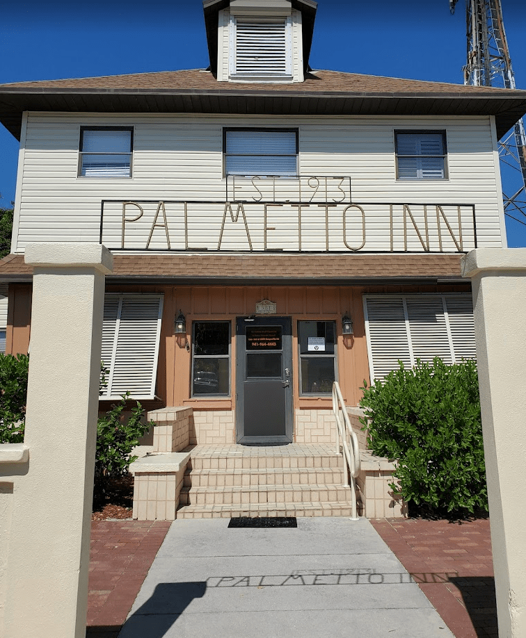 The Palmetto Inn