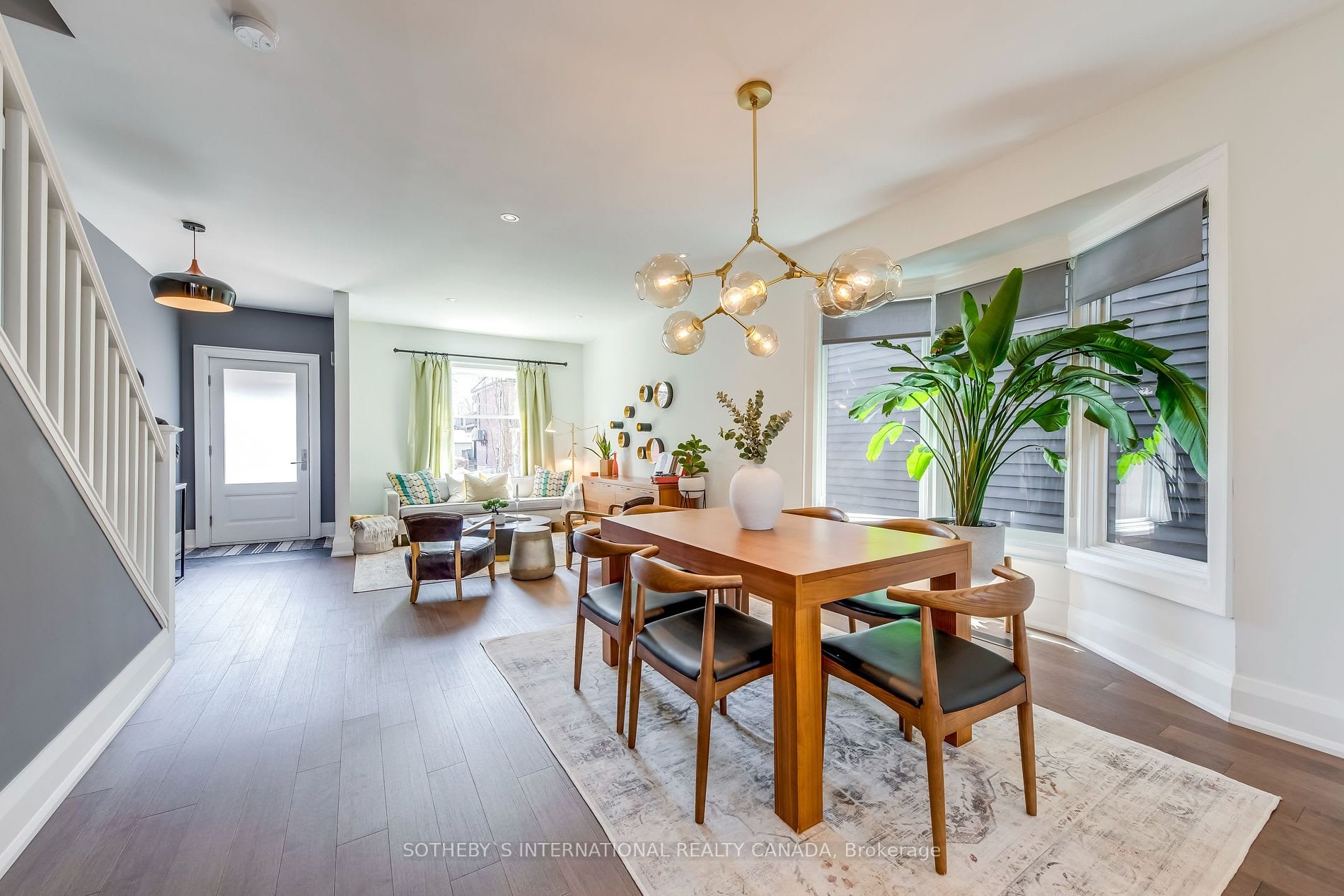 152 Riverdale Ave