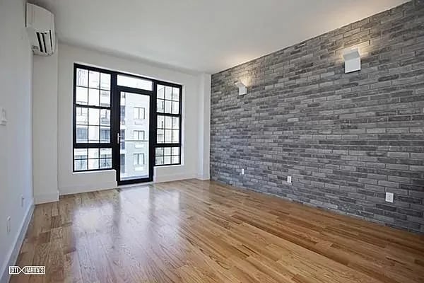 376 Franklin Avenue Unit: 5D