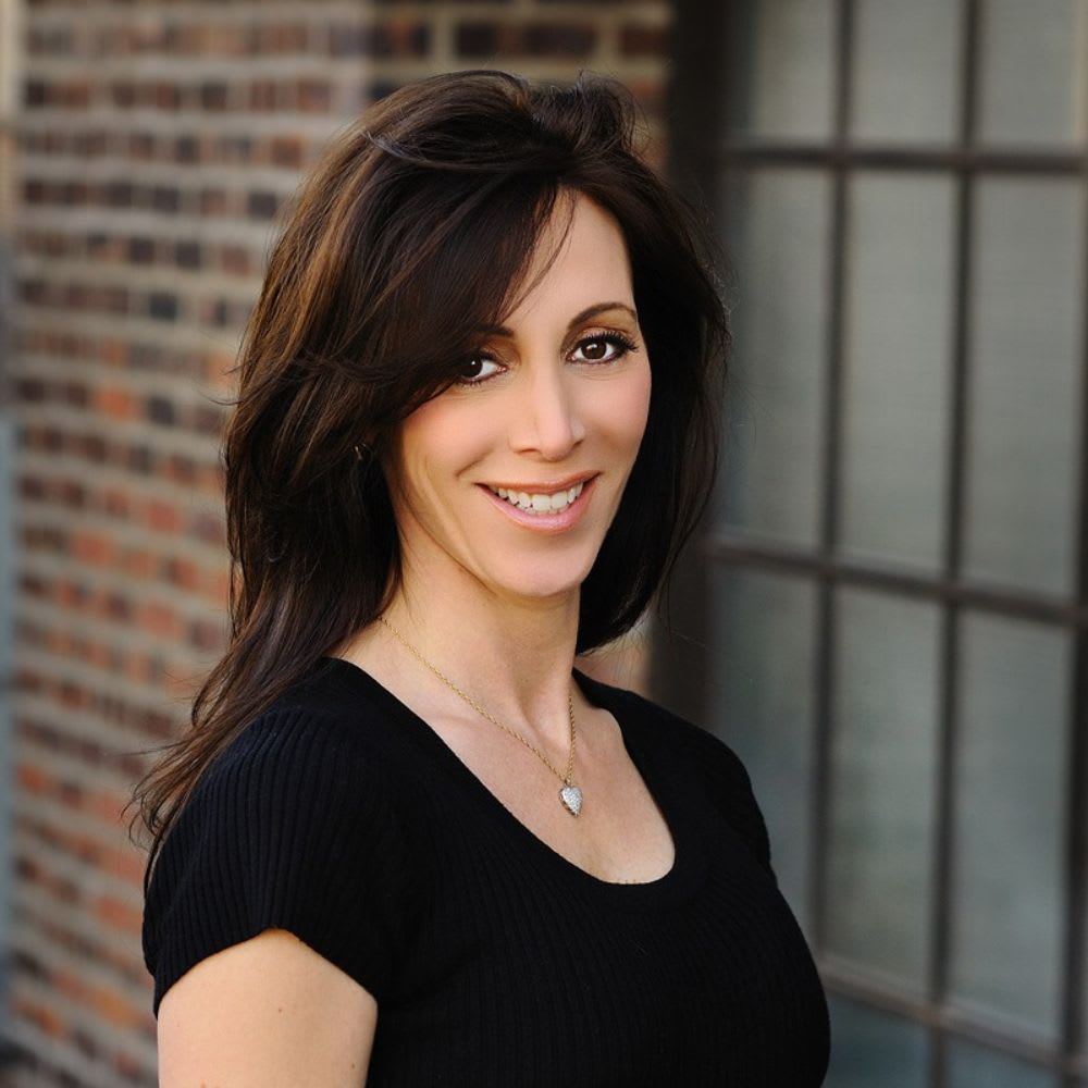 Nancy  Holland