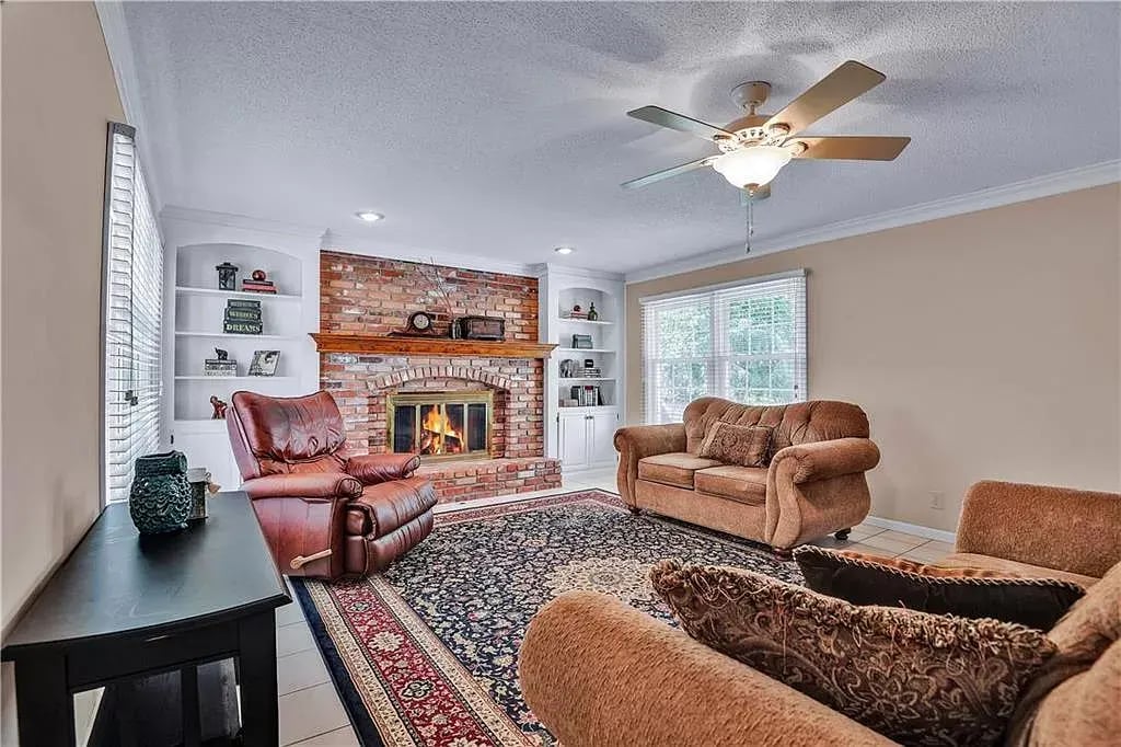 9217 W 112th Terrace