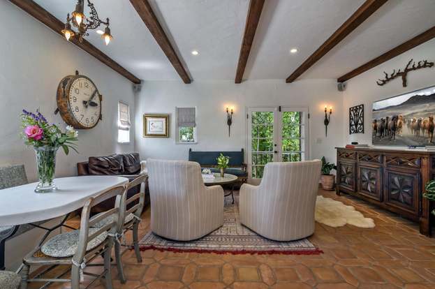2021 Santa Barbara St
