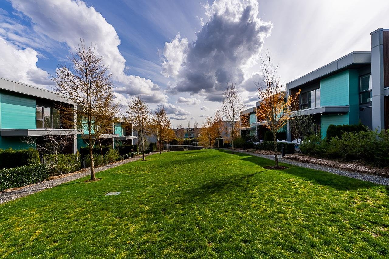 15-3596 Salal Drive, North Vancouver