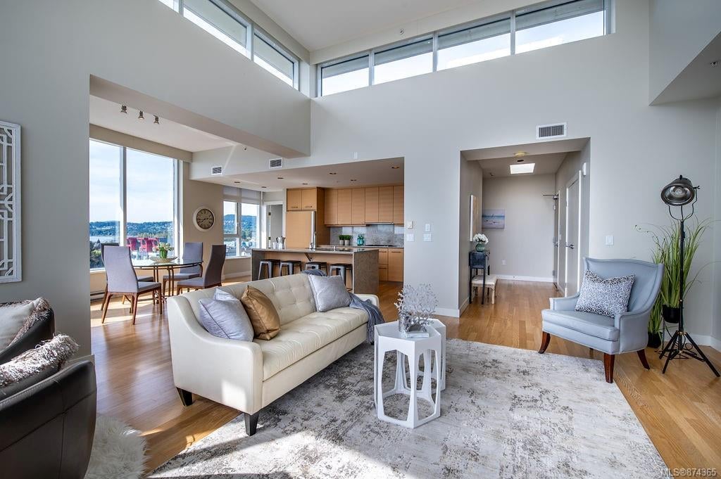709-9809 Seaport Pl