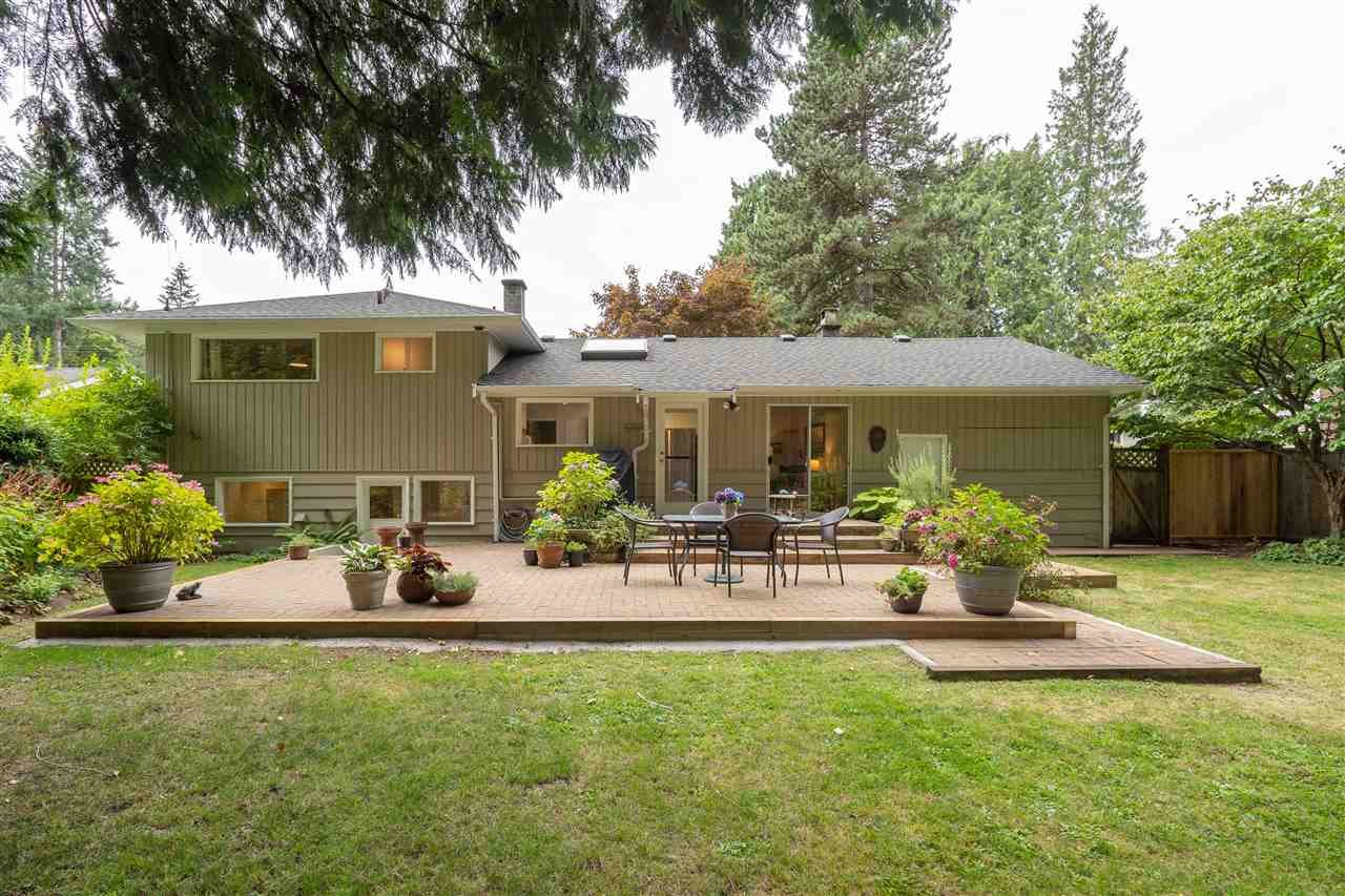 4116 Grace Cres