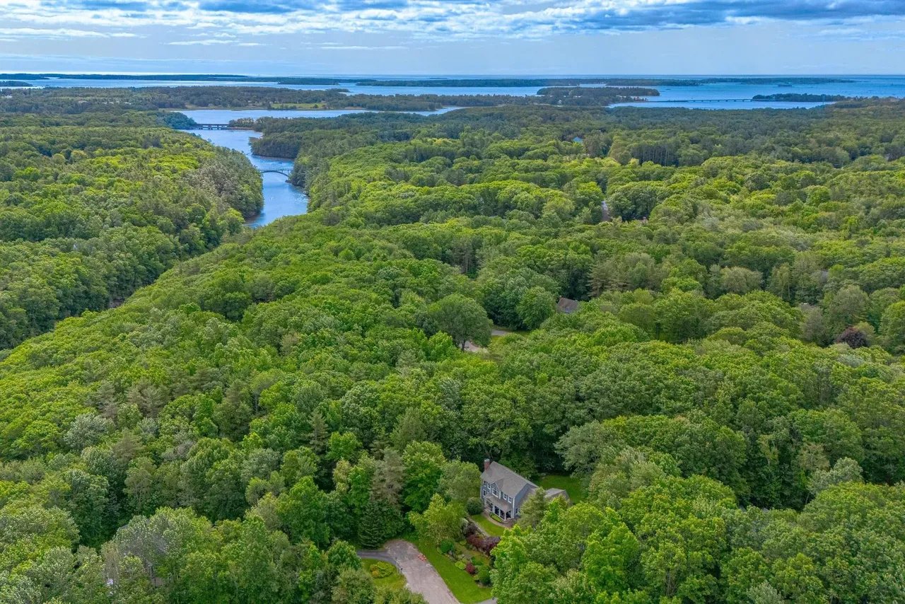 New Listing: 15 Goldenrod Lane, Falmouth, ME 04105 – $1,650,000
