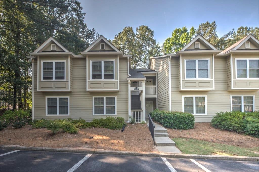 51 Doranne Ct SE