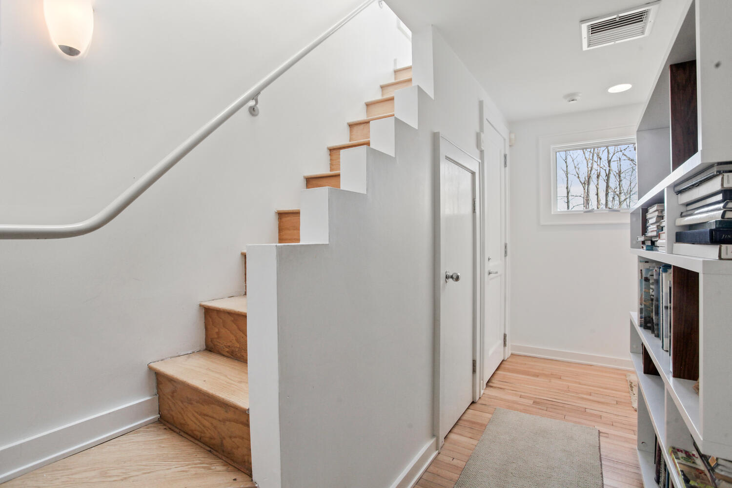 17 Meadow Lane