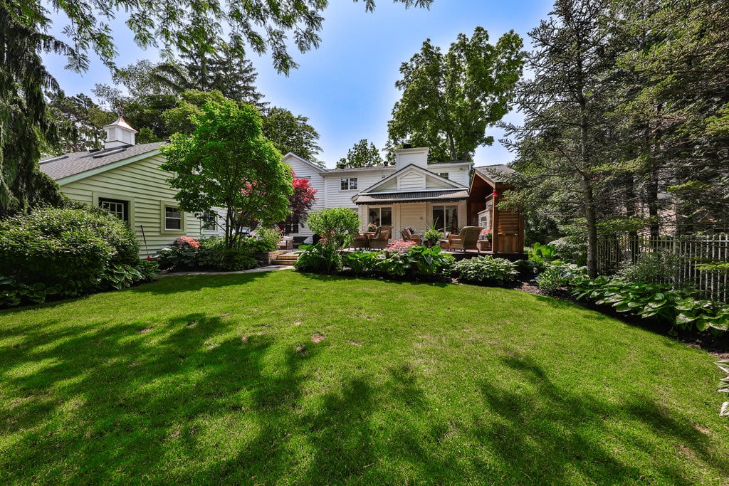 499 Lakeshore Road E, Oakville