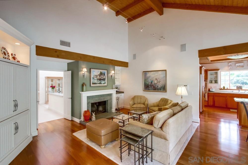10575 Livewood Way