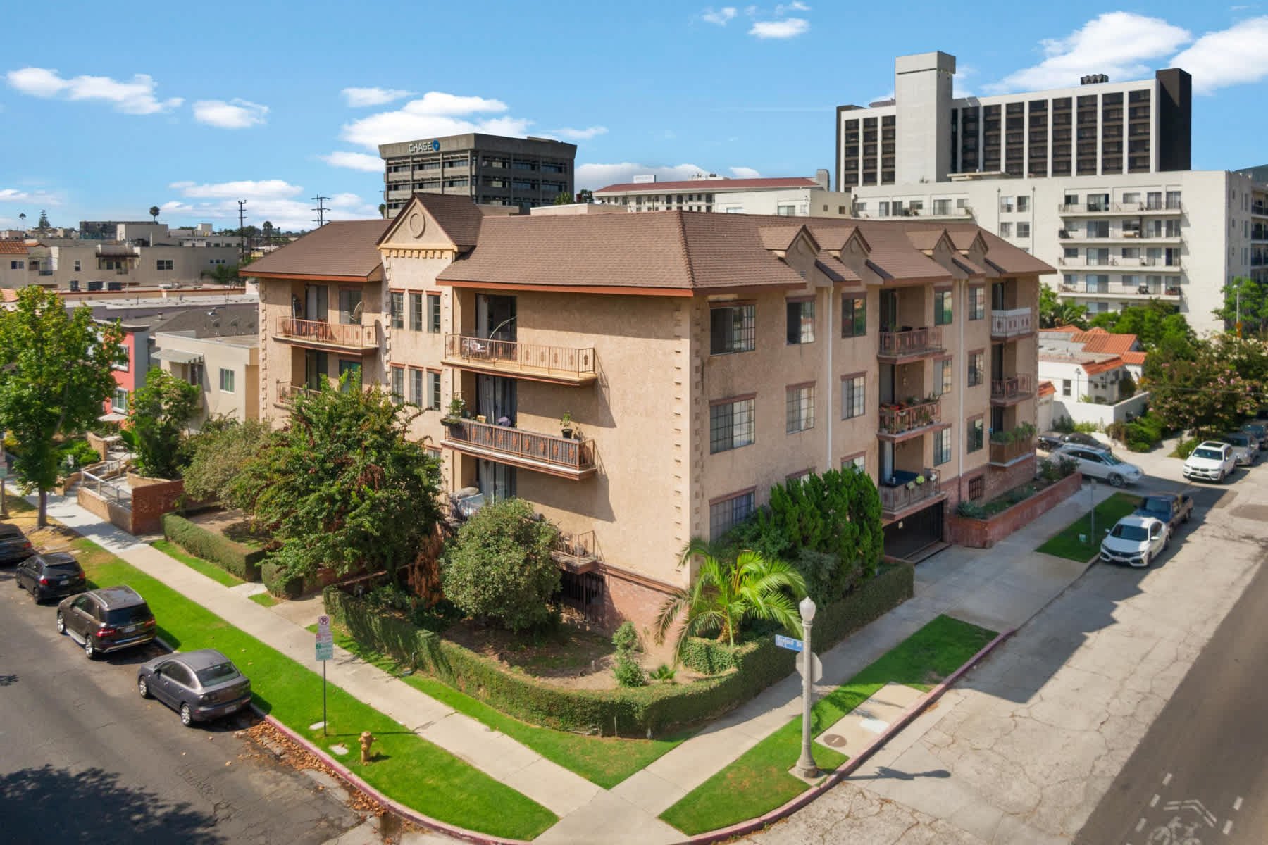 1101 Rexford Dr #103, Pico-Robertson