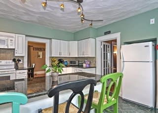 20 BURDETT ST