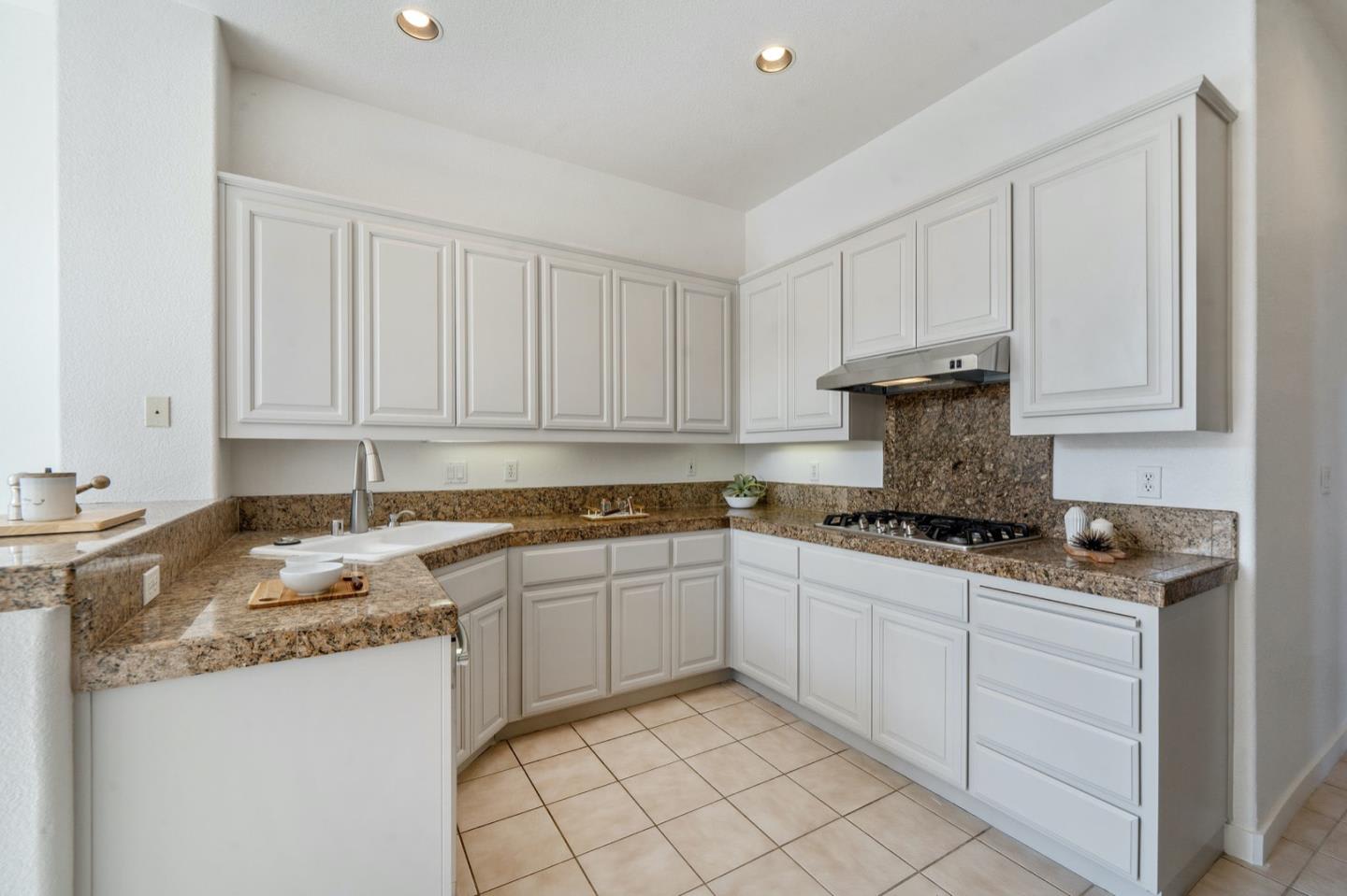 151 Fox Sparrow Ln