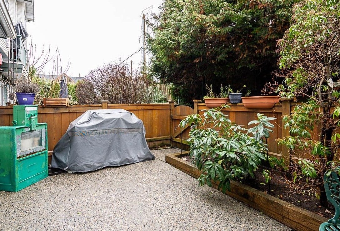 103-3755 Albert Street, Burnaby