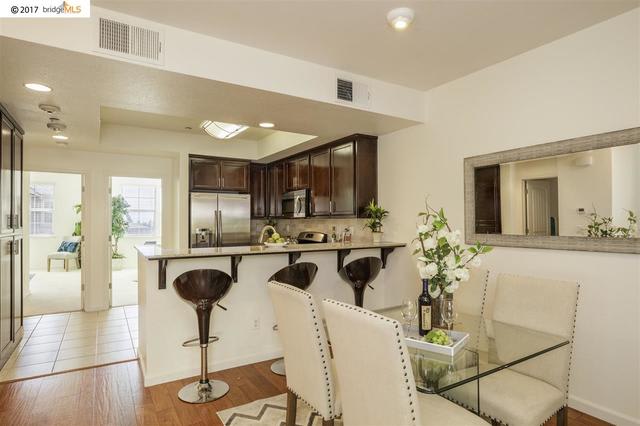 6230 Boulder Ln, Oakland, CA 94605