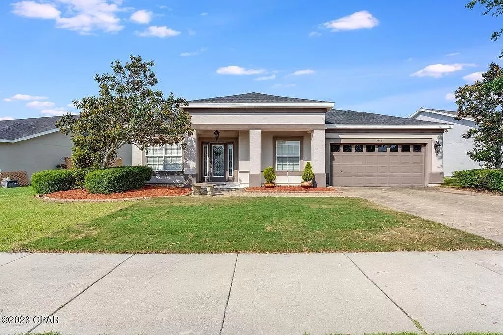 3308 Azalea Circle