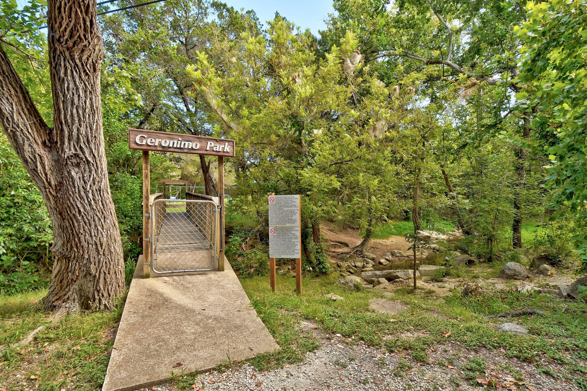 14421 Hunters Pass